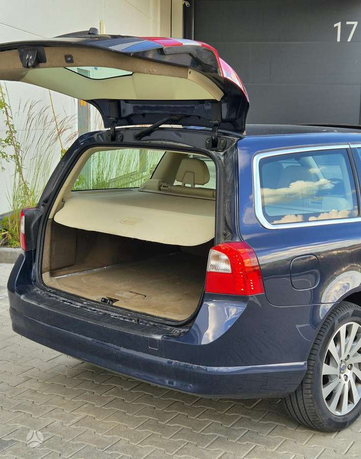 Volvo V70, 2.0 l., Универсал