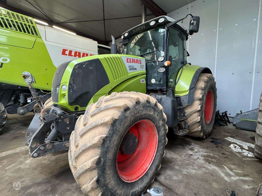 Claas AXION 850 CEBIS, tractors