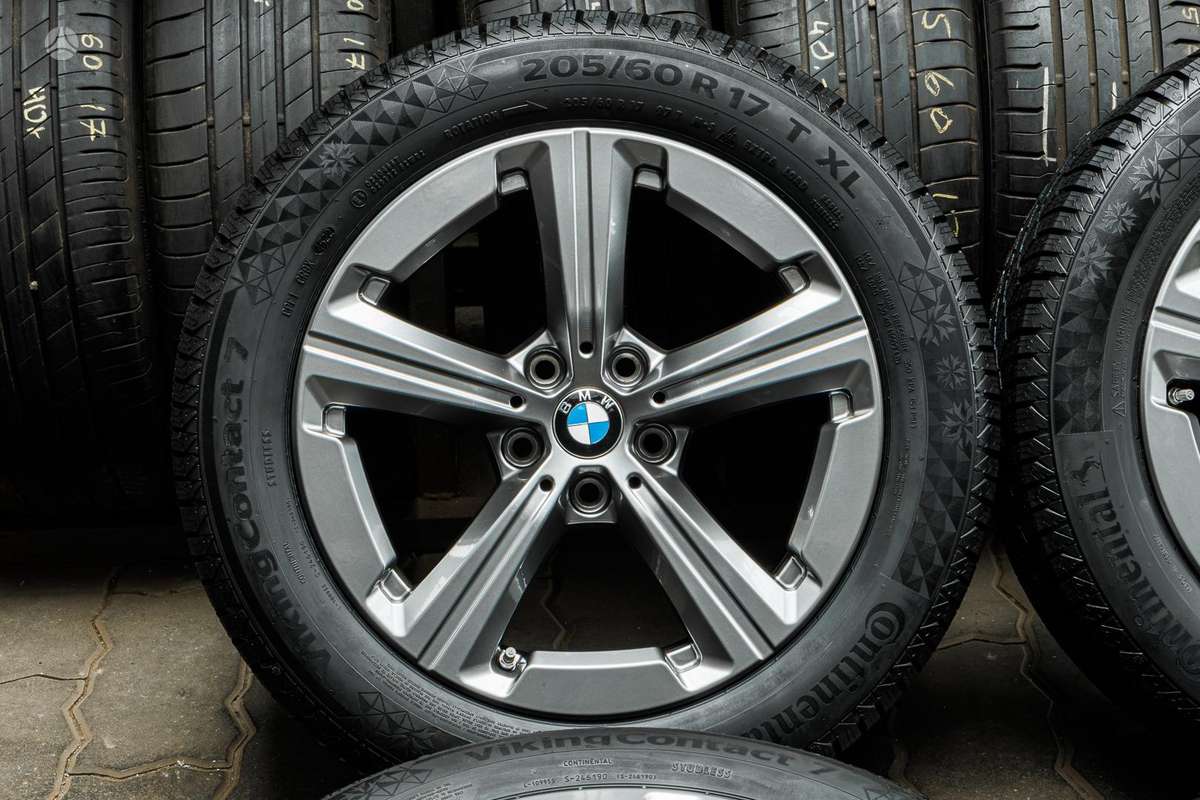 BMW, lengvojo lydinio, R17