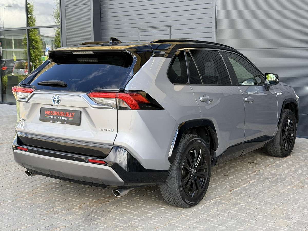Toyota RAV4 - 4