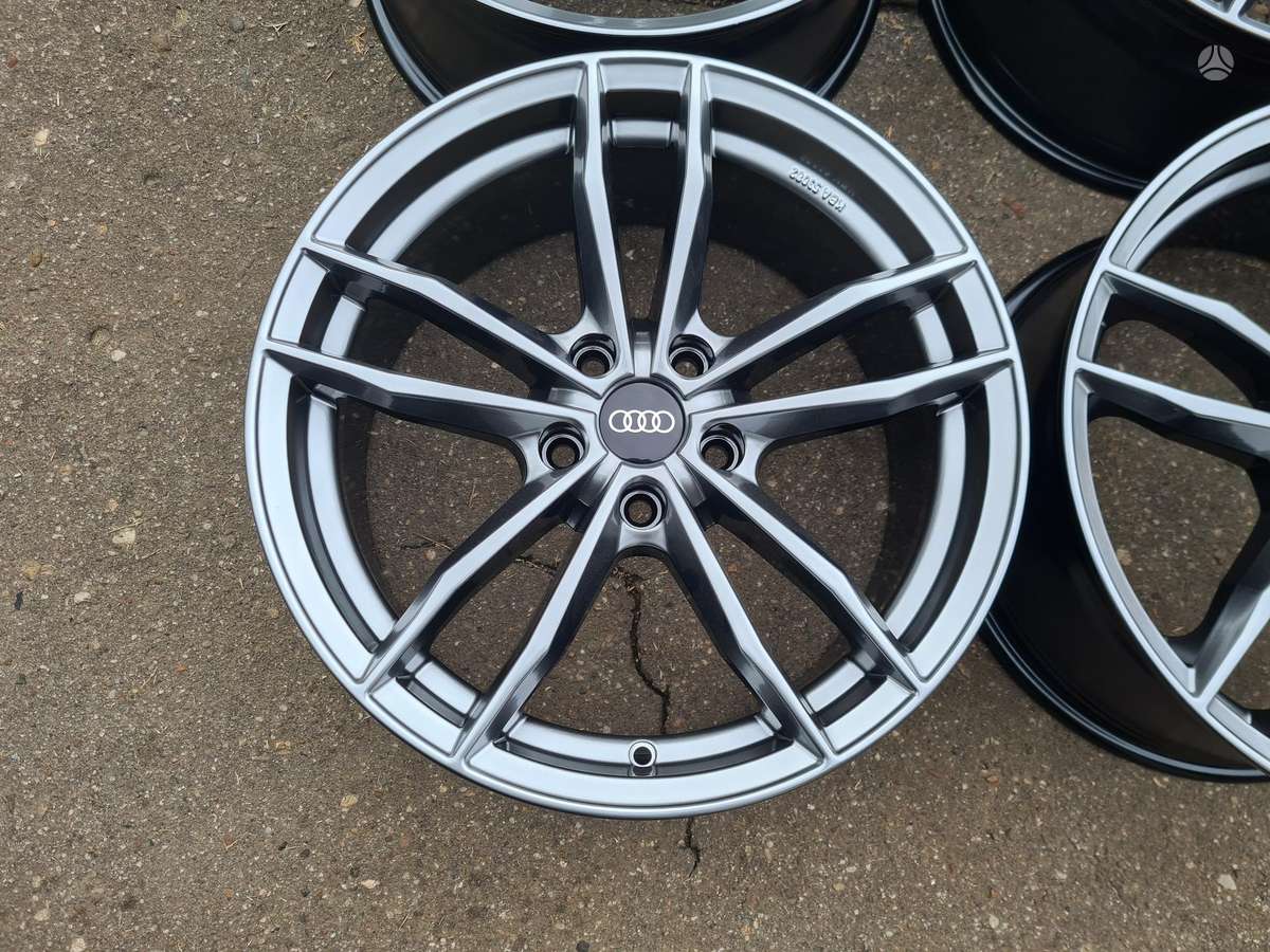 Audi A4, lengvojo lydinio, R18
