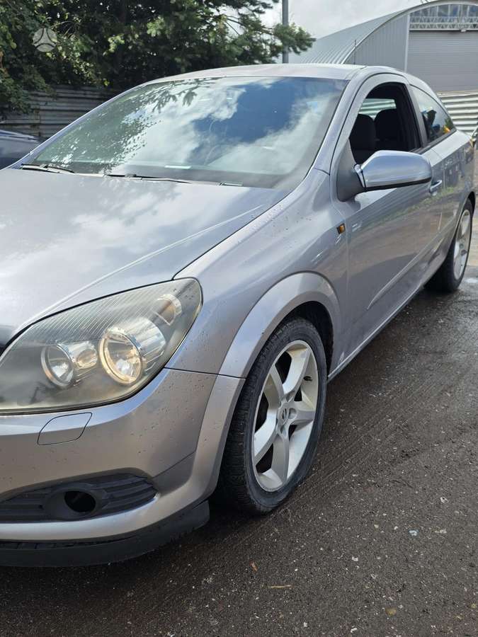 Opel Astra for parts
