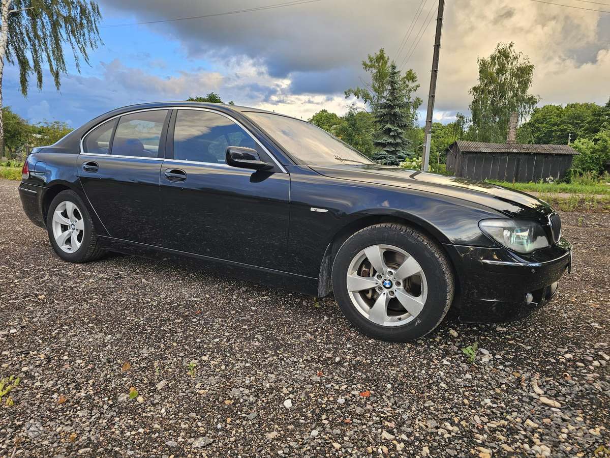 BMW 730, 3.0 l., sedanas