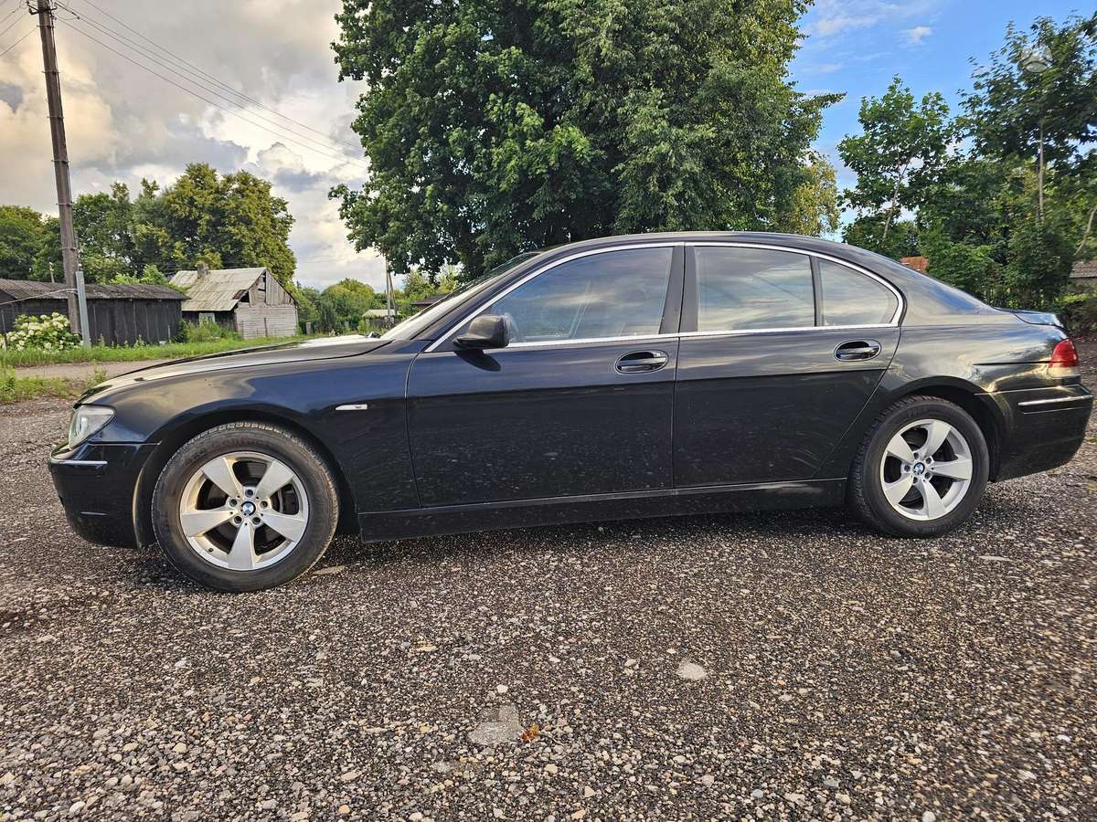 BMW 730, 3.0 l., sedanas