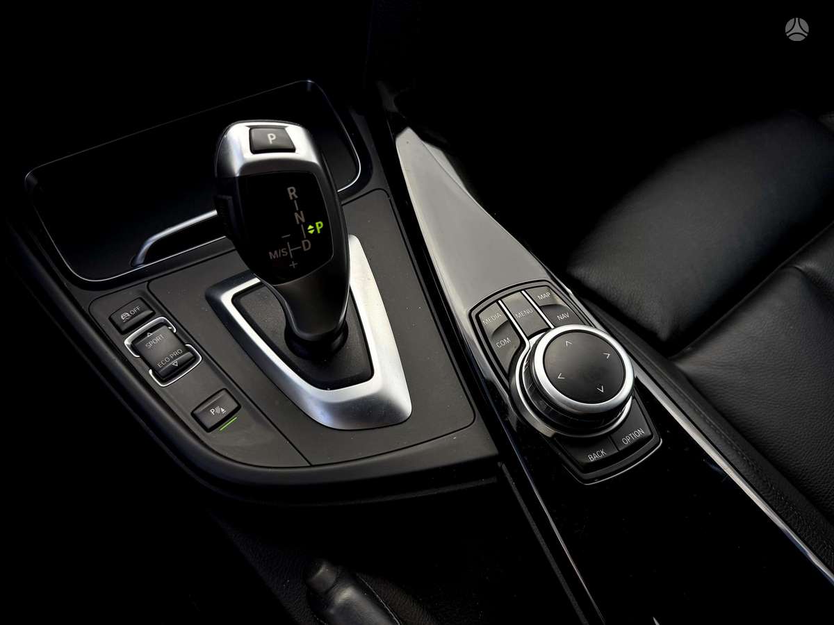 BMW 320, 2.0 l., universalas