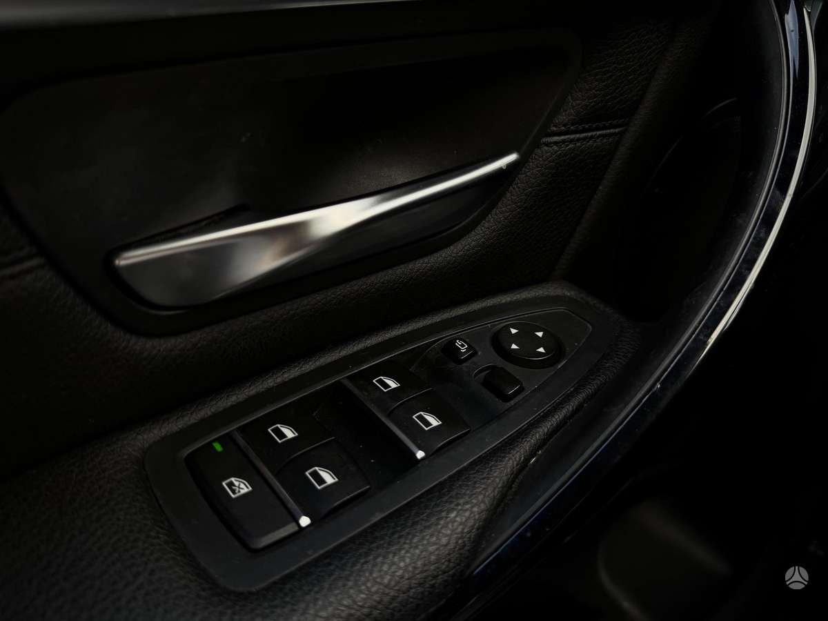 BMW 320, 2.0 l., universalas
