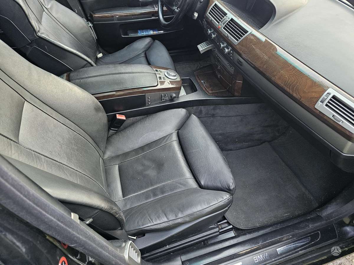 BMW 730, 3.0 l., sedanas