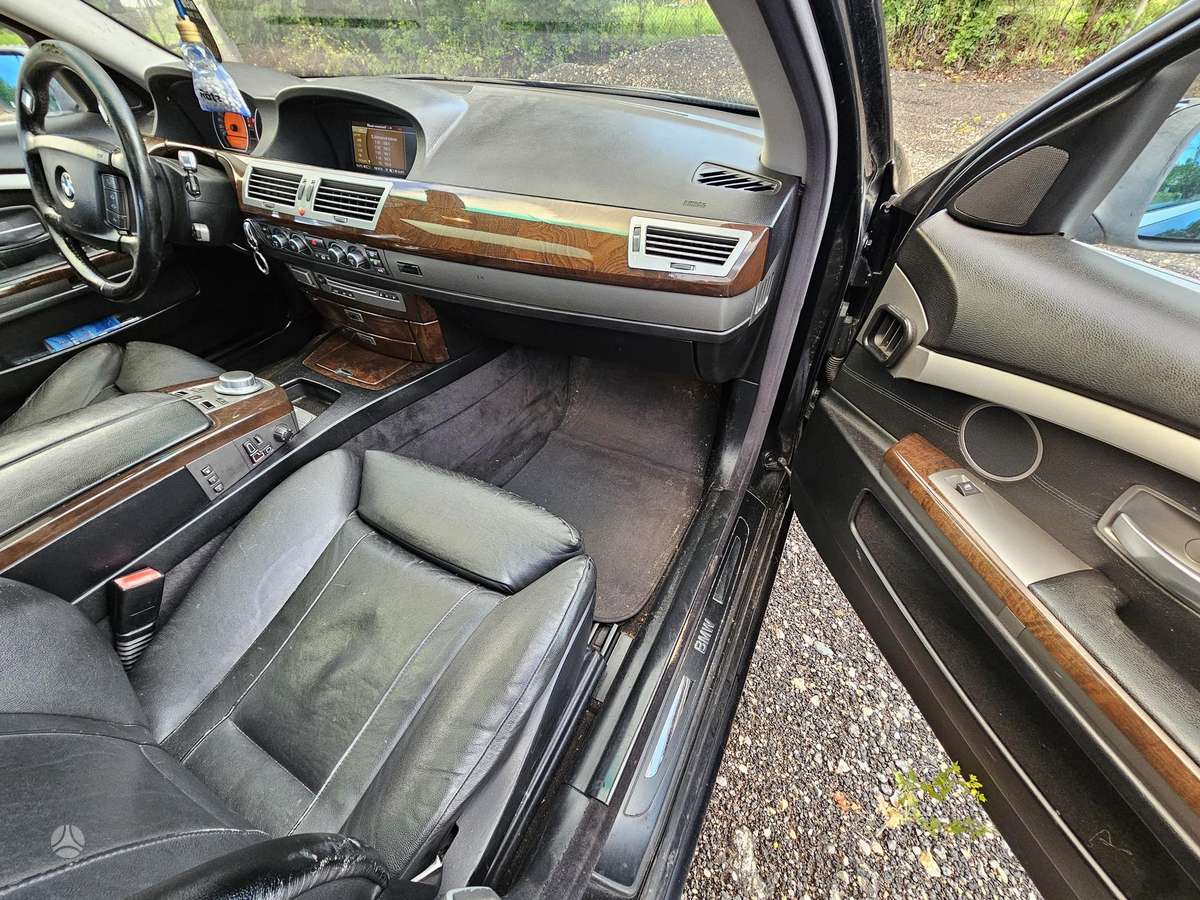 BMW 730, 3.0 l., Седан