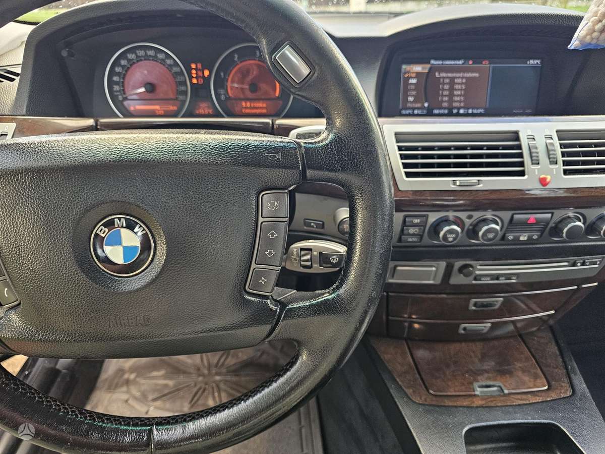BMW 730, 3.0 l., Седан