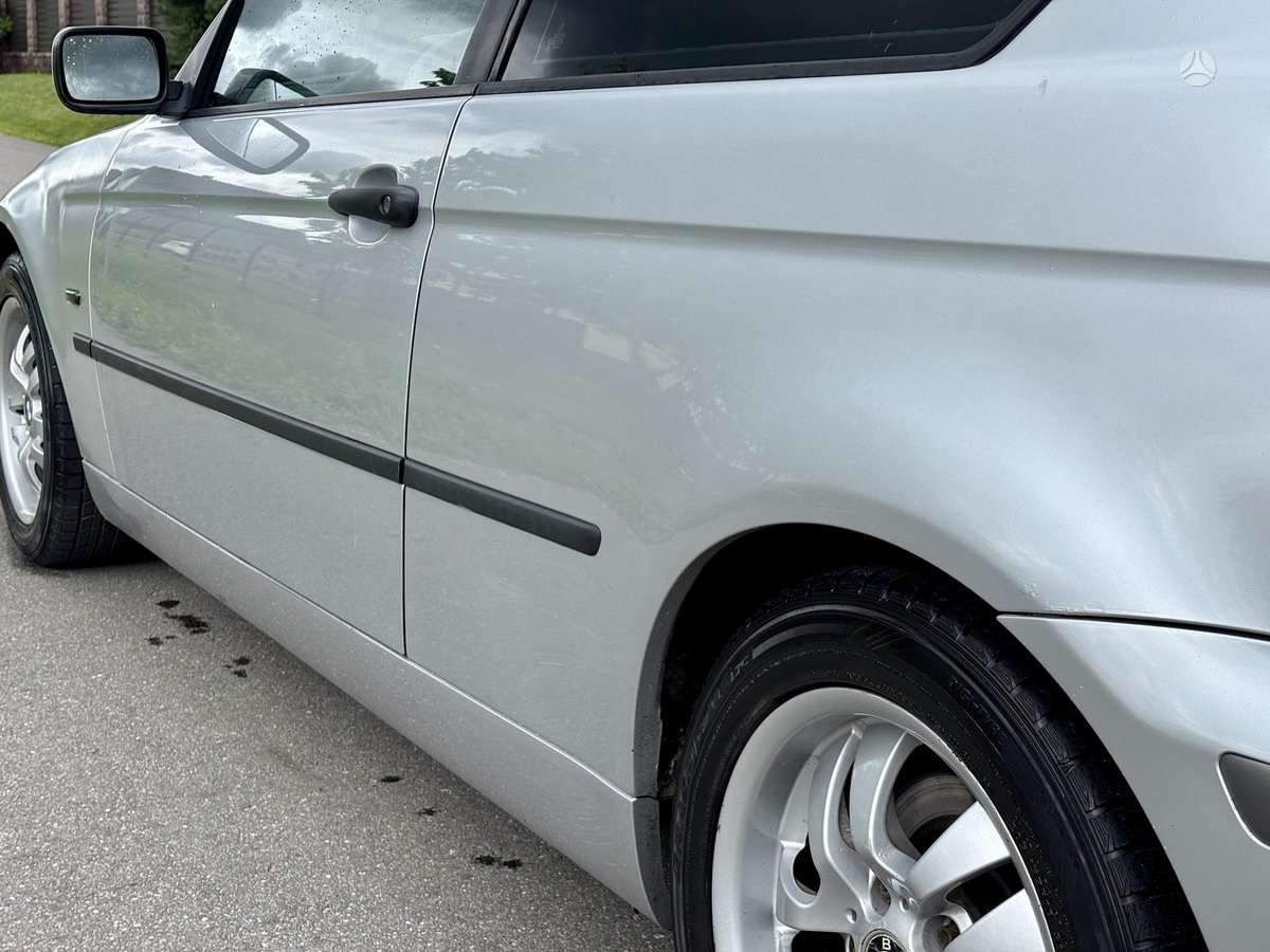 BMW 320, 2.0 l., hečbekas