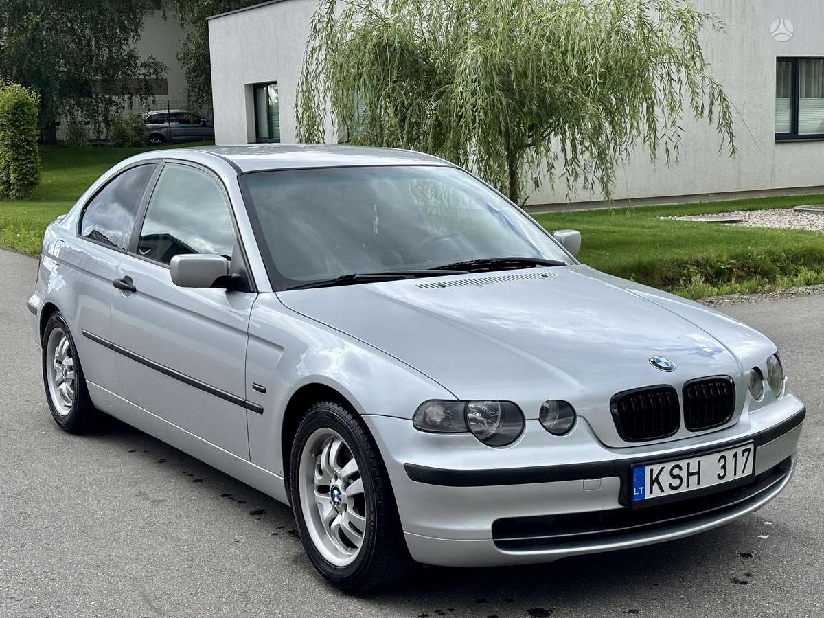 BMW 320, 2.0 l., hečbekas