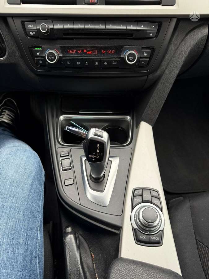 BMW 320, 2.0 l., universalas