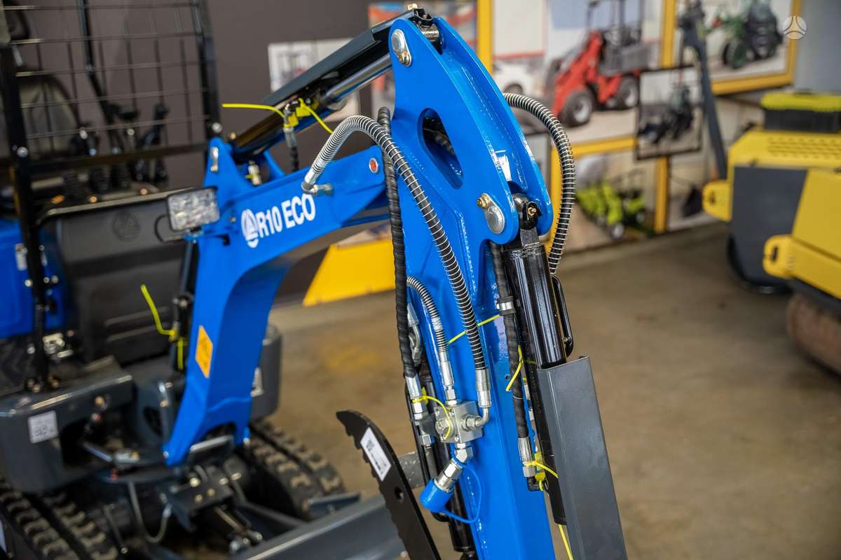 -Kita- RIPPA R10 1T, mini excavator