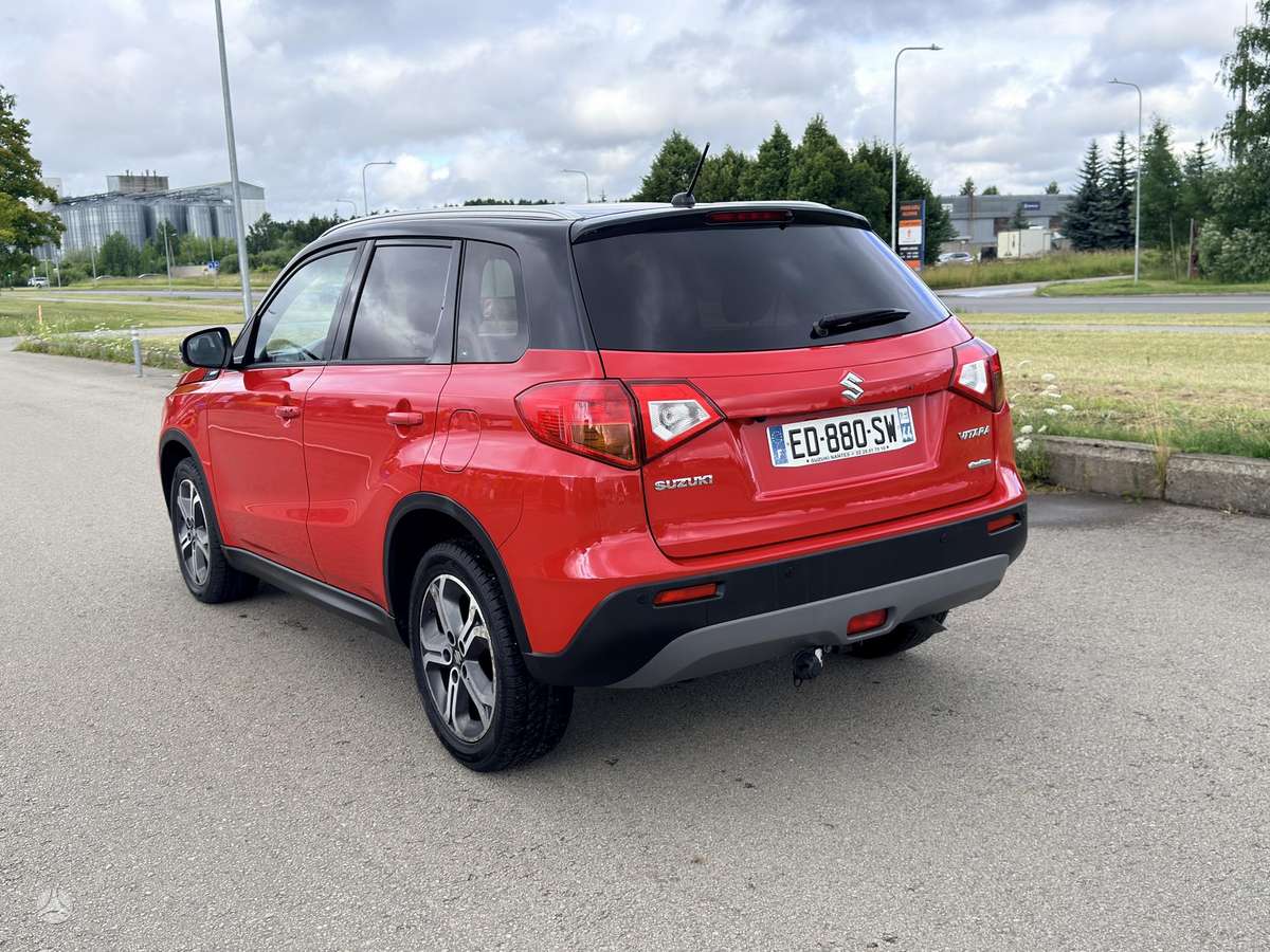 Suzuki Vitara - 11