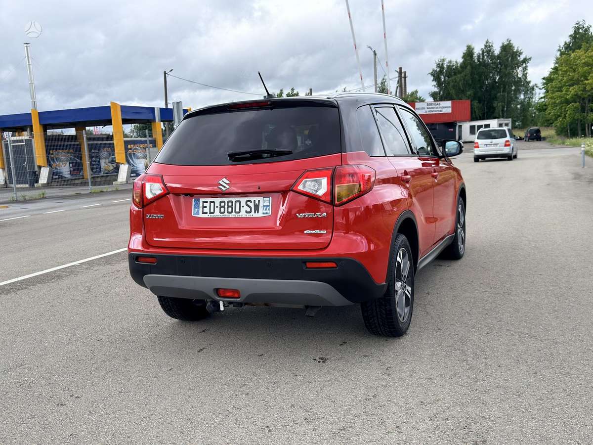 Suzuki Vitara - 10