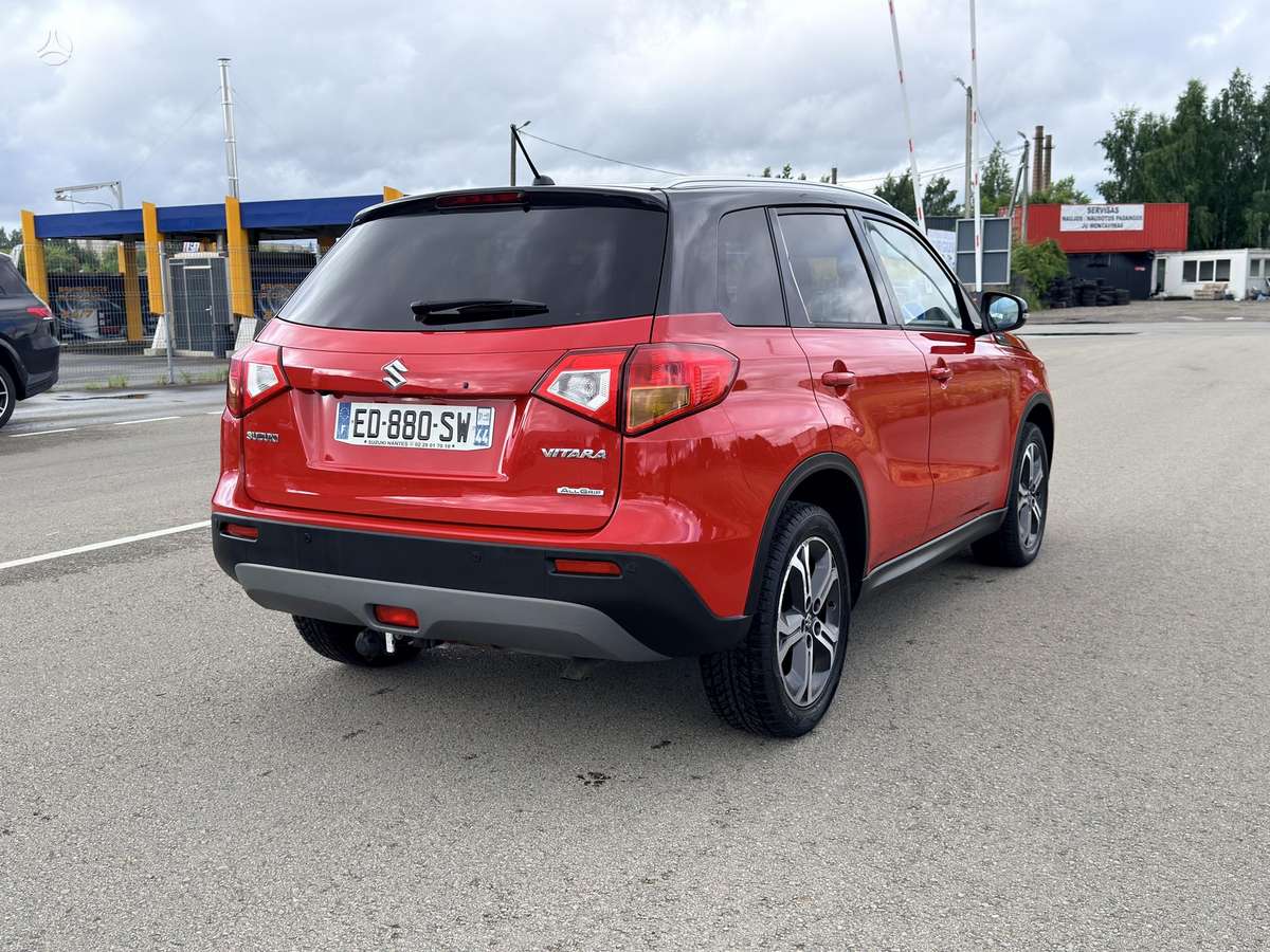 Suzuki Vitara - 8