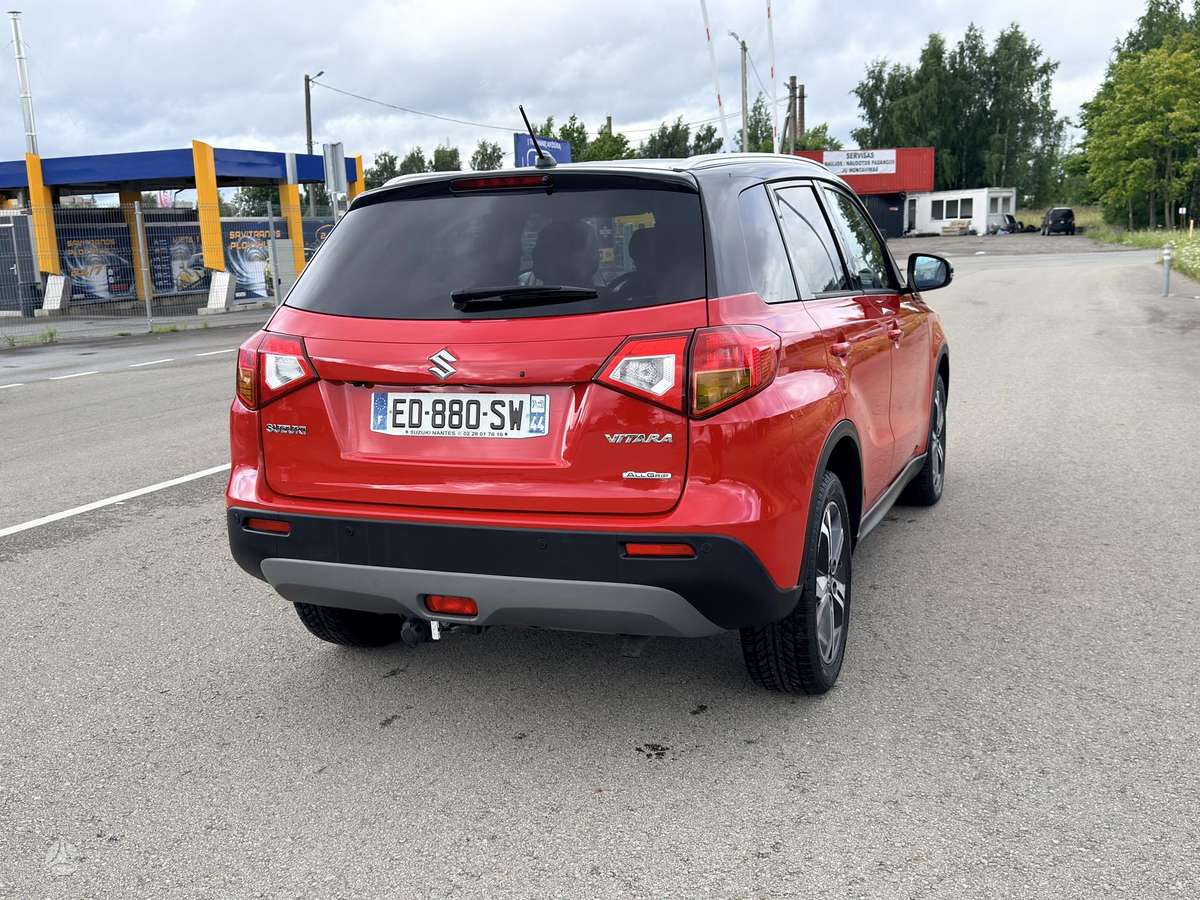 Suzuki Vitara - 12