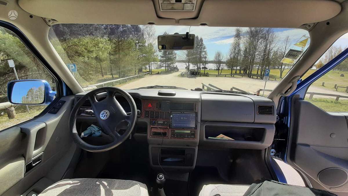 Volkswagen Multivan, 2.5 l., Минивэн