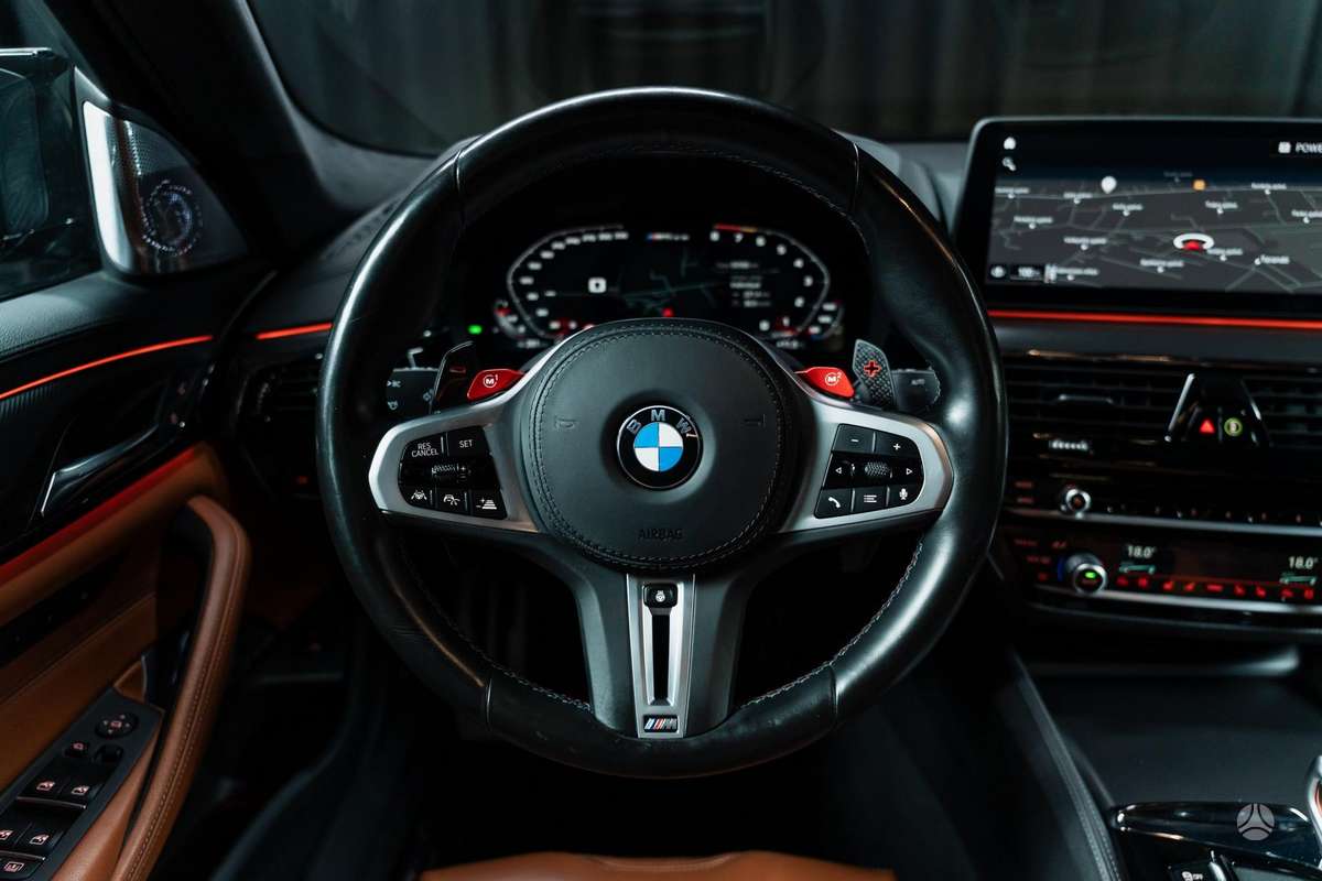 BMW M5, 4.4 l., Седан
