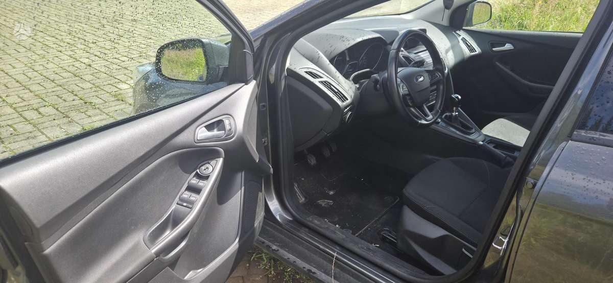 Ford Focus, 1.0 l., hatchback