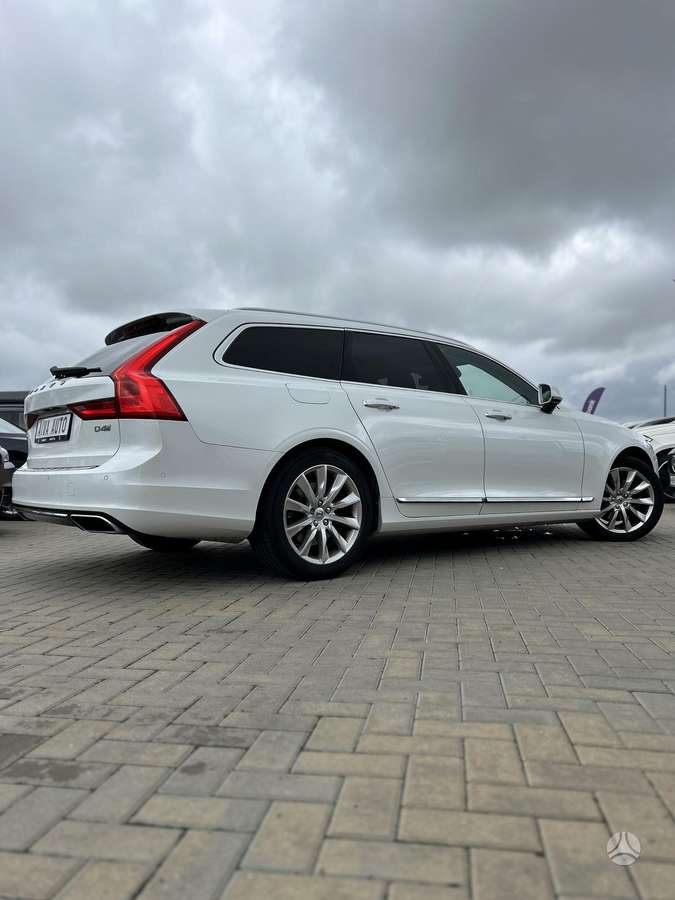 Volvo V90, wagon