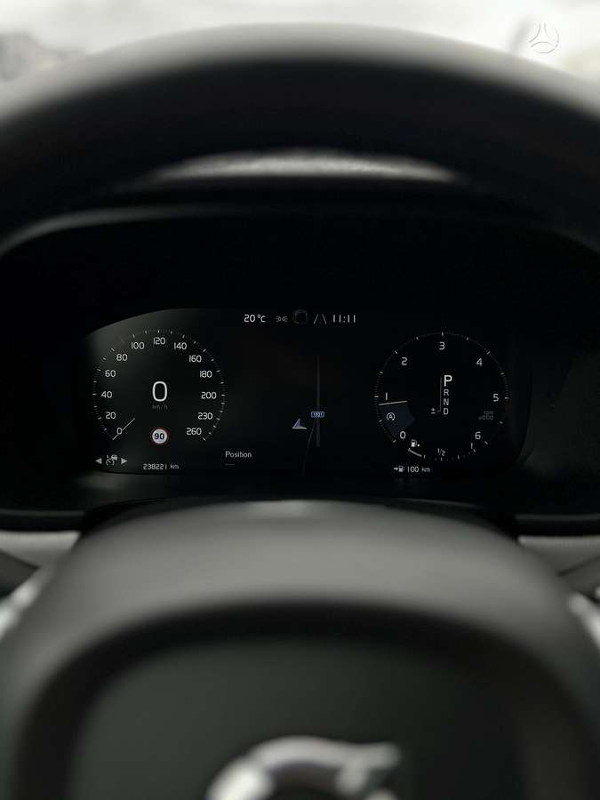 Volvo V90, Универсал