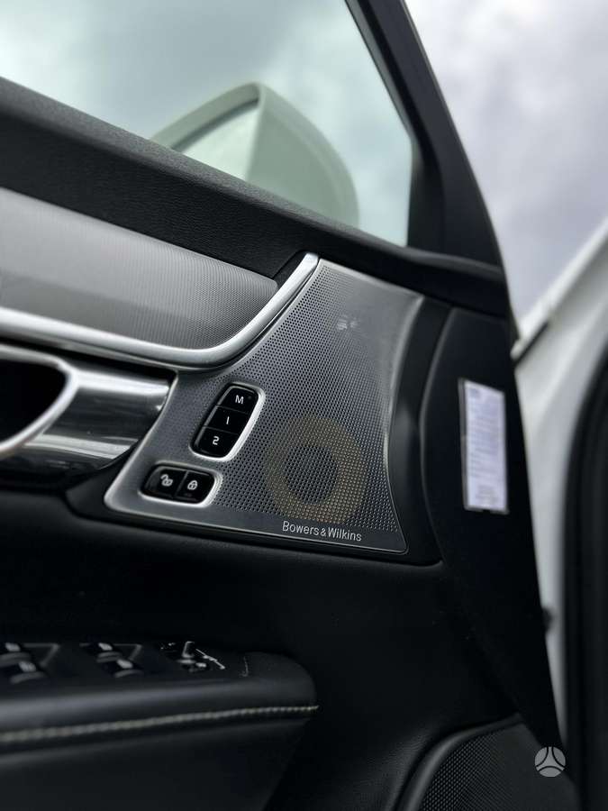 Volvo V90, Универсал