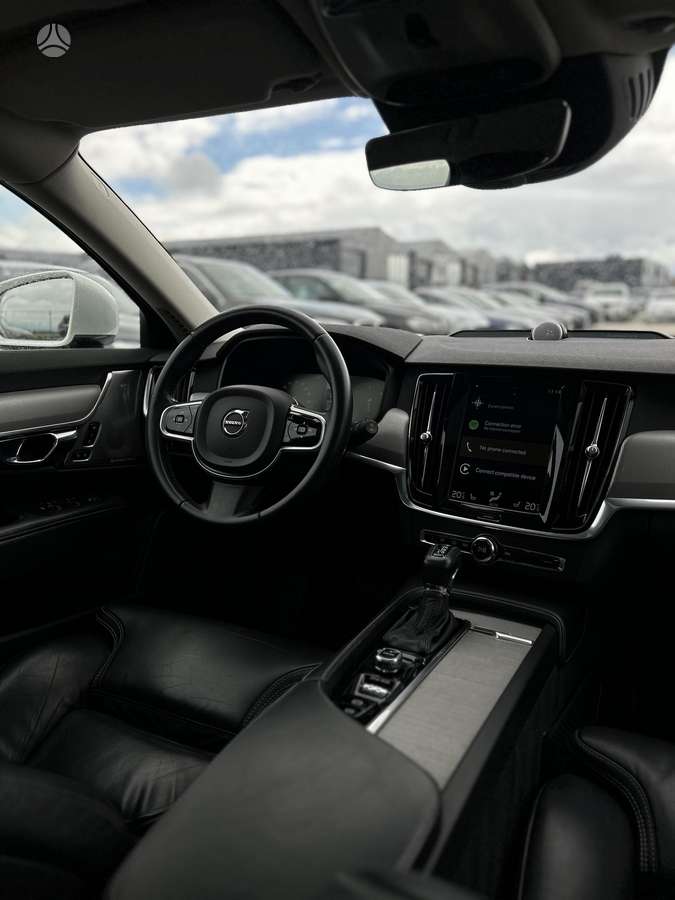 Volvo V90, wagon
