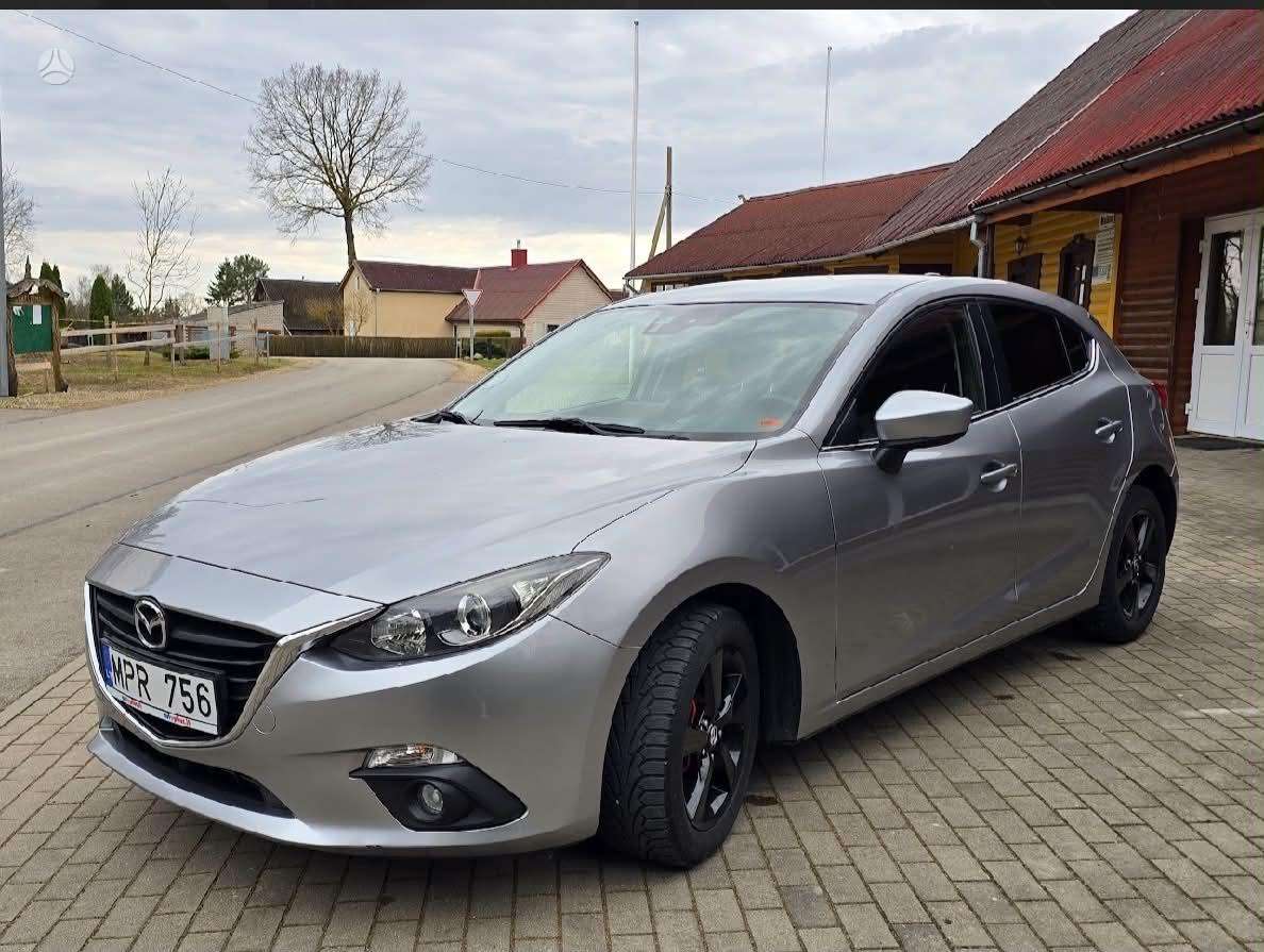 Mazda 3, 2.2 l., Хэтчбек
