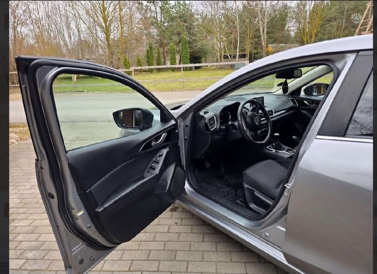 Mazda 3, 2.2 l., hečbekas