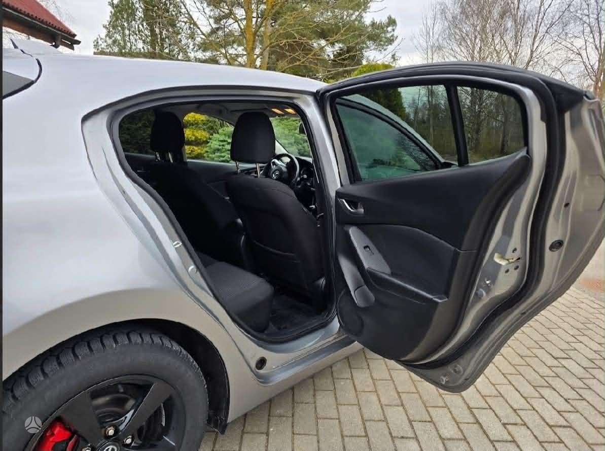 Mazda 3, 2.2 l., hečbekas