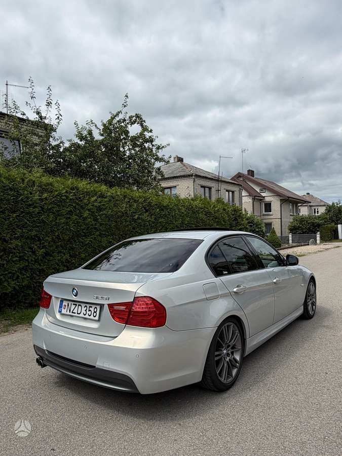 BMW 325, 3.0 l., Седан