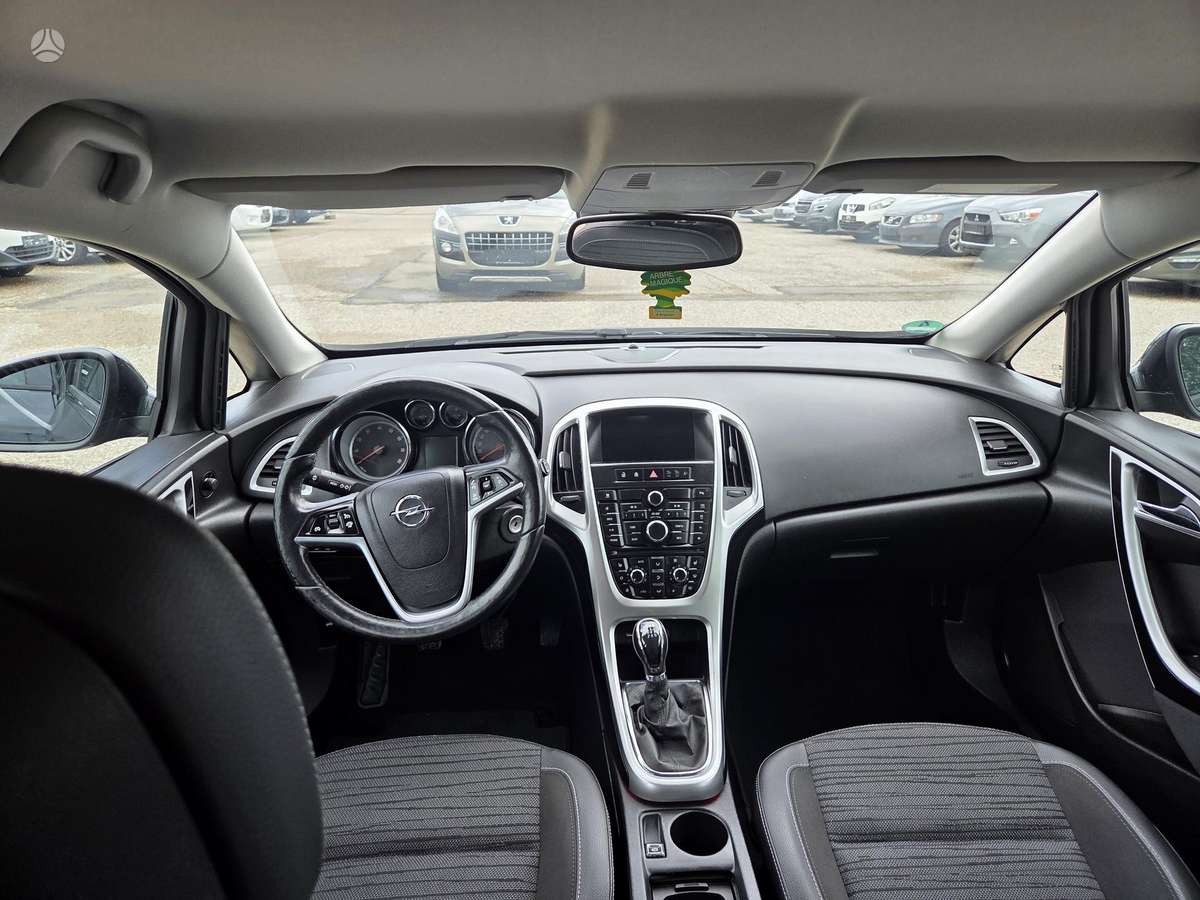 Opel Astra, 1.4 l., Универсал