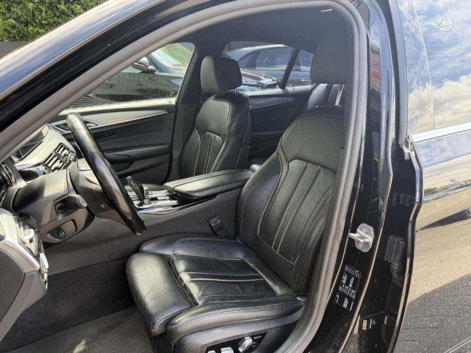 BMW 520, 2.0 l., Седан