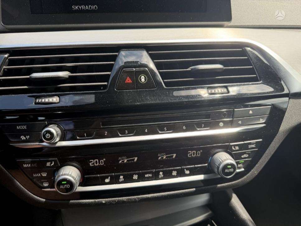 BMW 520, 2.0 l., Седан