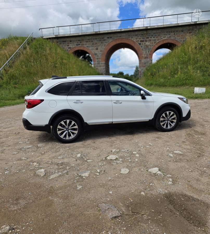 Subaru Outback, 3.6 l., Внедорожник / Кроссовер