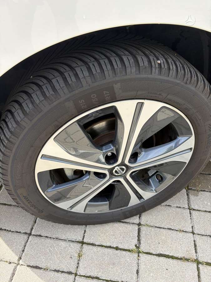 Nissan Leaf, 62 kWh, hatchback