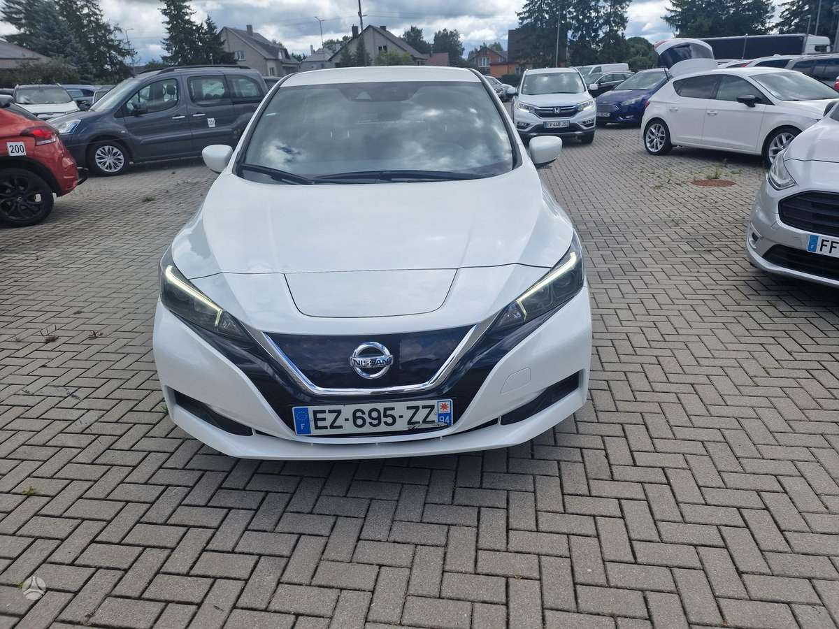 Nissan Leaf, 40 kWh, hečbekas
