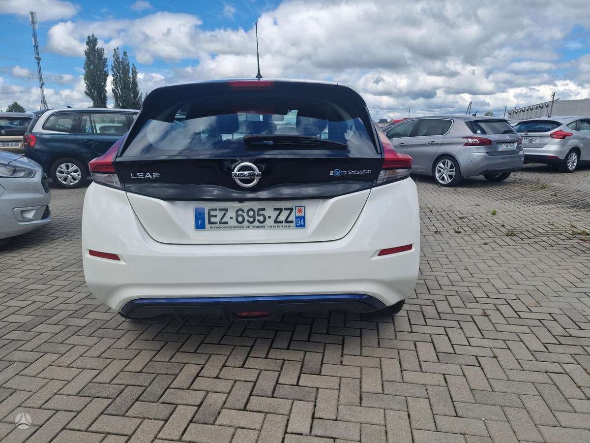 Nissan Leaf, 40 kWh, hečbekas