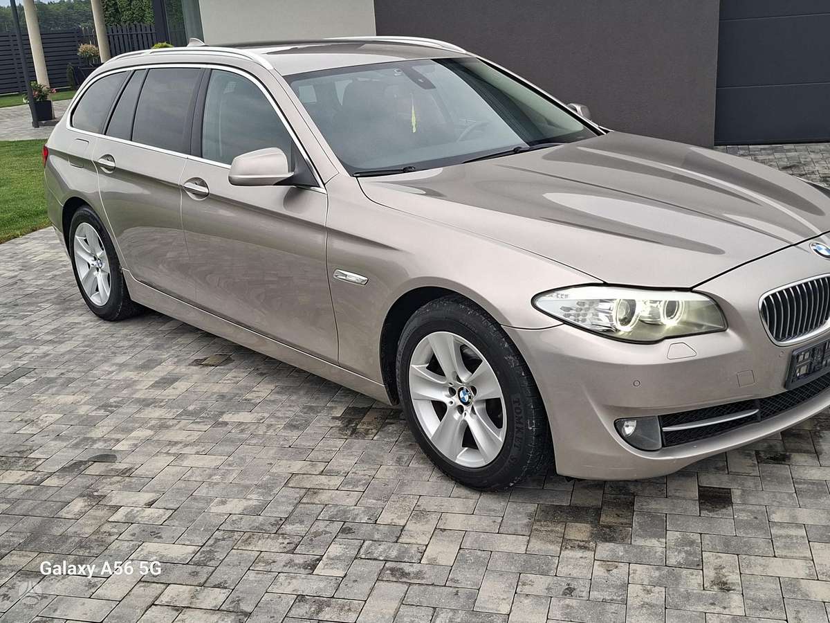 BMW 520, 2.0 l., wagon