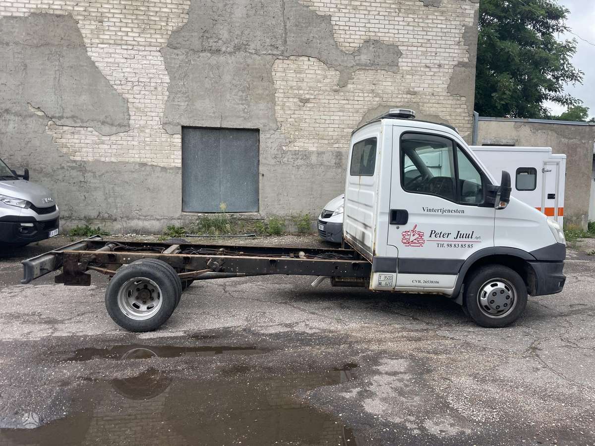 Iveco Daily, 3.0 l., cargo van