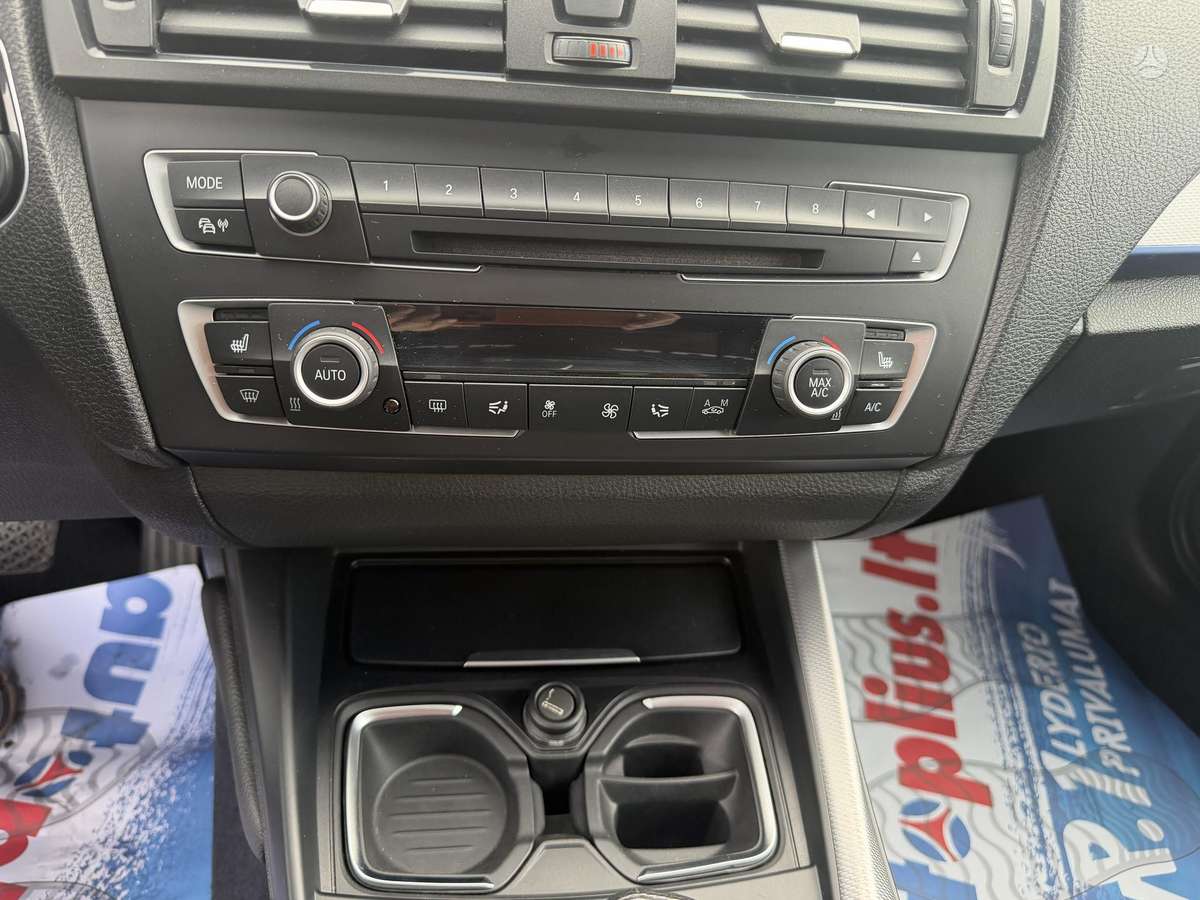 BMW 116, 2.0 l., hatchback