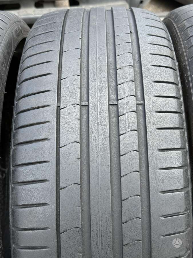 Pirelli P ZERO, летние 245/35 R20