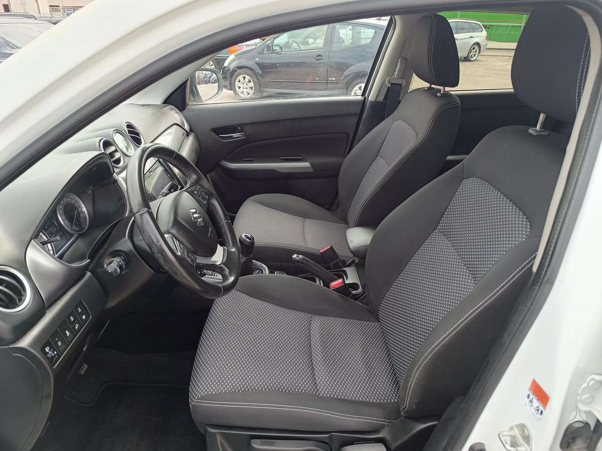 Suzuki Vitara - 8