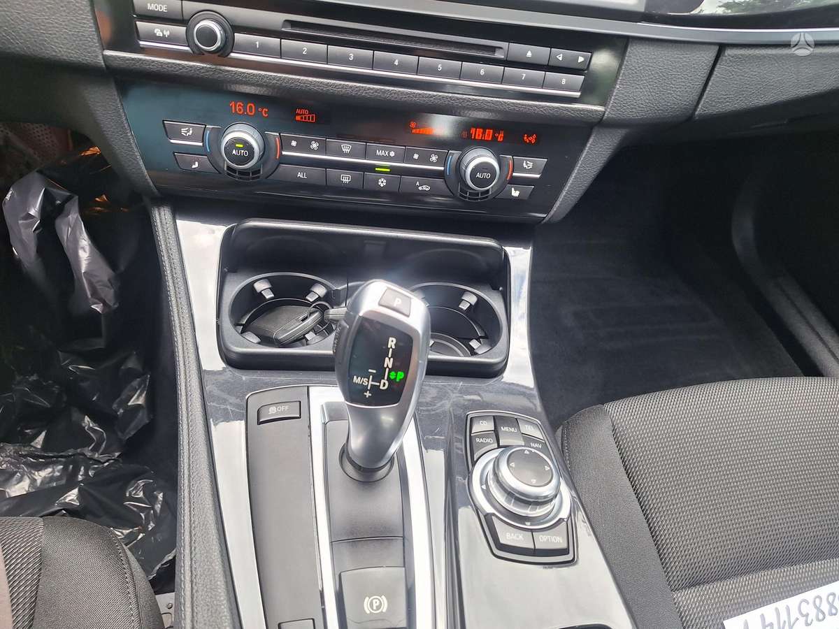 BMW 520, 2.0 l., Седан