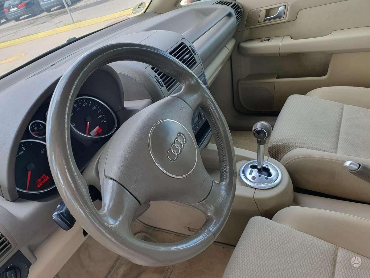 Audi A2, 1.2 l., hečbekas