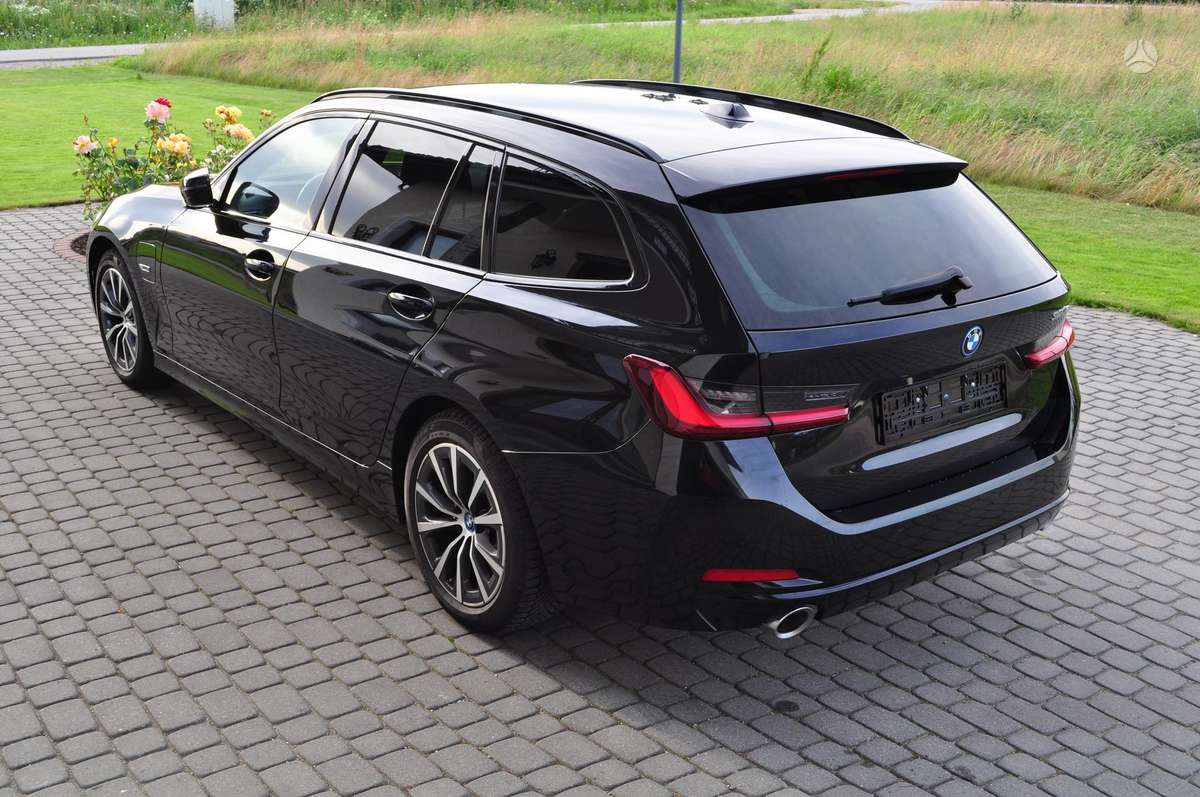 BMW 320, 2.0 l., Универсал