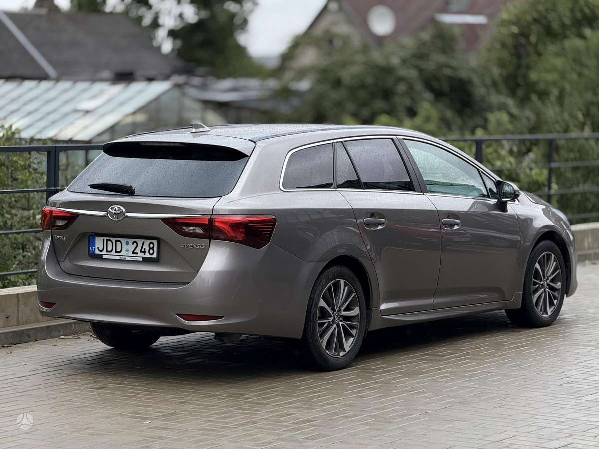 Toyota Avensis, 2.0 l., Универсал
