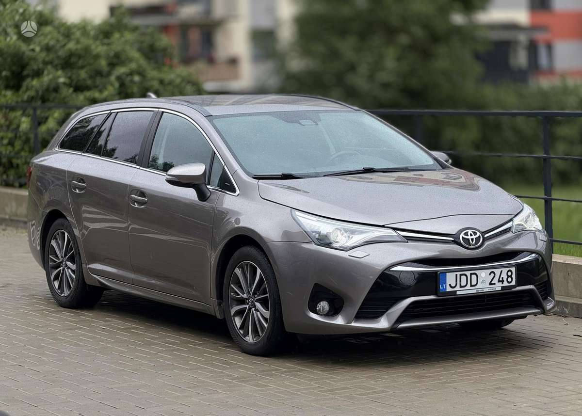 Toyota Avensis, 2.0 l., Универсал