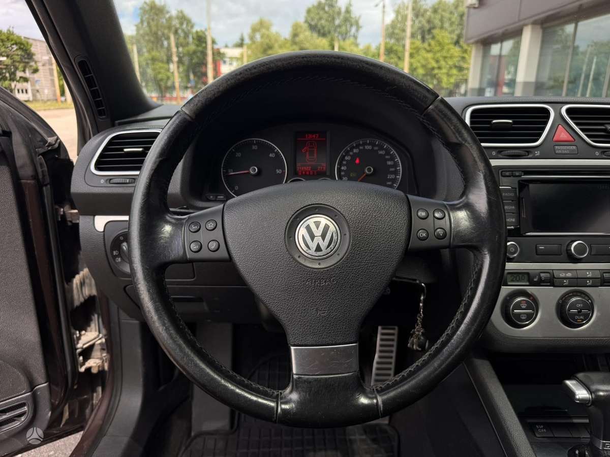 Volkswagen Eos, 2.0 l., Кабриолет